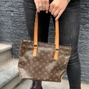 💎✨HOT BUY✨💎AUTHENTIC Louis Vuitton Cabas Mezzo Shoulder Bag